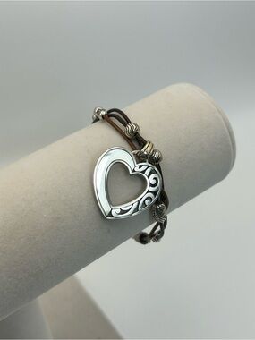Brighton Barbados Heart Bracelet Brown Leather Silver Plated 8" Heritage